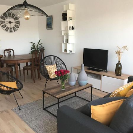 Nice Apartment In Audierne Close To Beach Kültér fotó