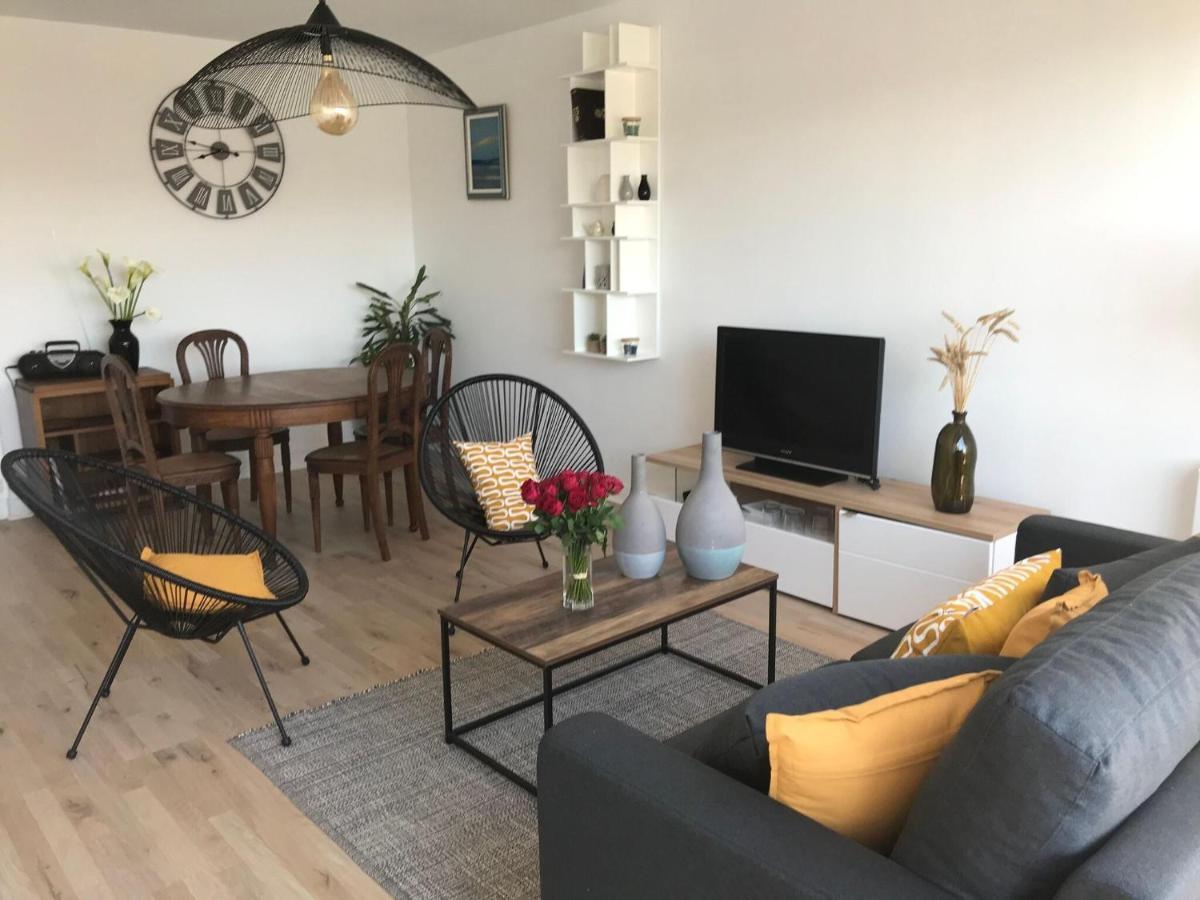Nice Apartment In Audierne Close To Beach Kültér fotó