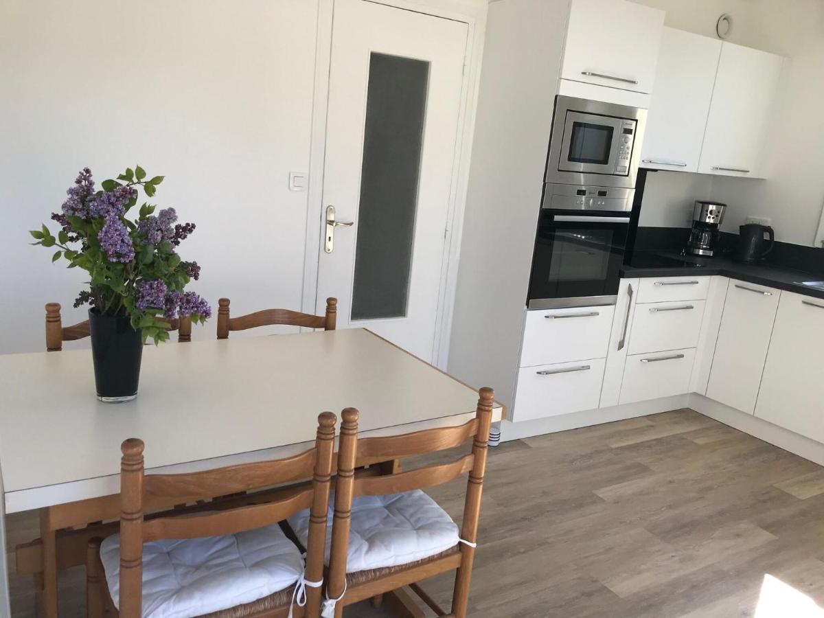 Nice Apartment In Audierne Close To Beach Kültér fotó